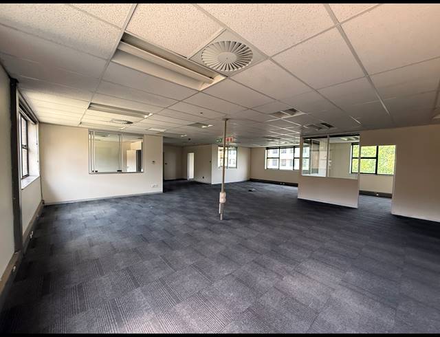 208M² OFFICE TO LET IN ROSEBANK